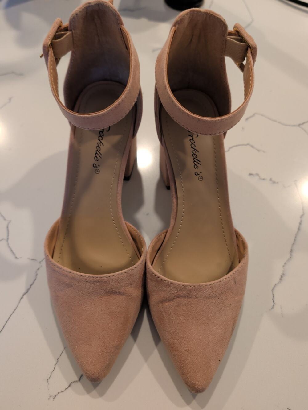 Breckelle’s Blush Pink Faux Suede Pointed Toe Block Heels Size 7